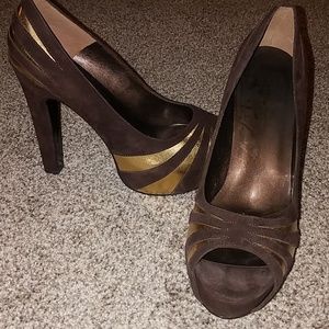 Jessica Simpson dark brown suede heels